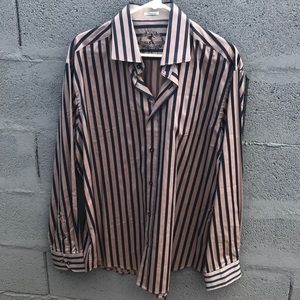 NWOT Bugatchi Shaped Fit Button Down